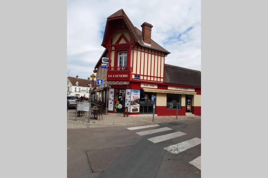 La Causerie Courseulles-sur-Mer Luaran gambar